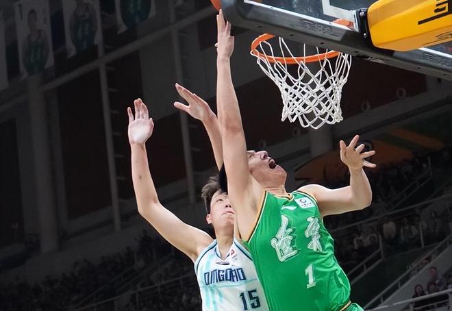 cba上海队队长是谁