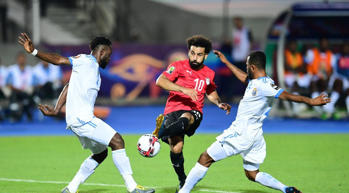 哥伦比亚队负于尼日利亚队，小组垫底